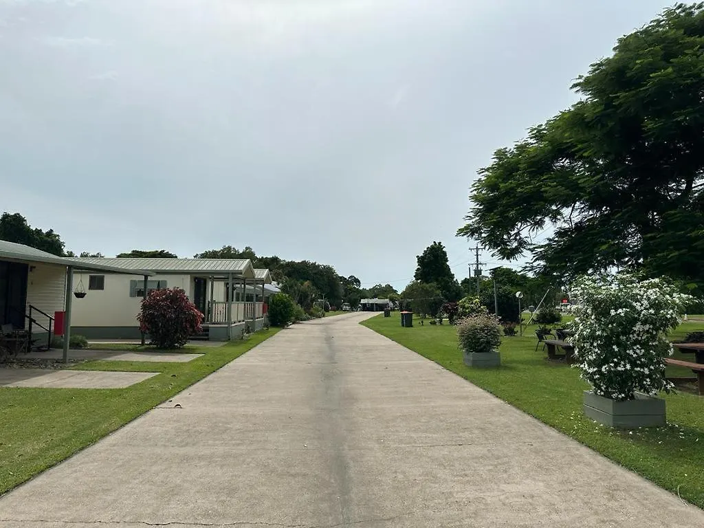 Motel Carmila Caravan Park & Cabins Australia
