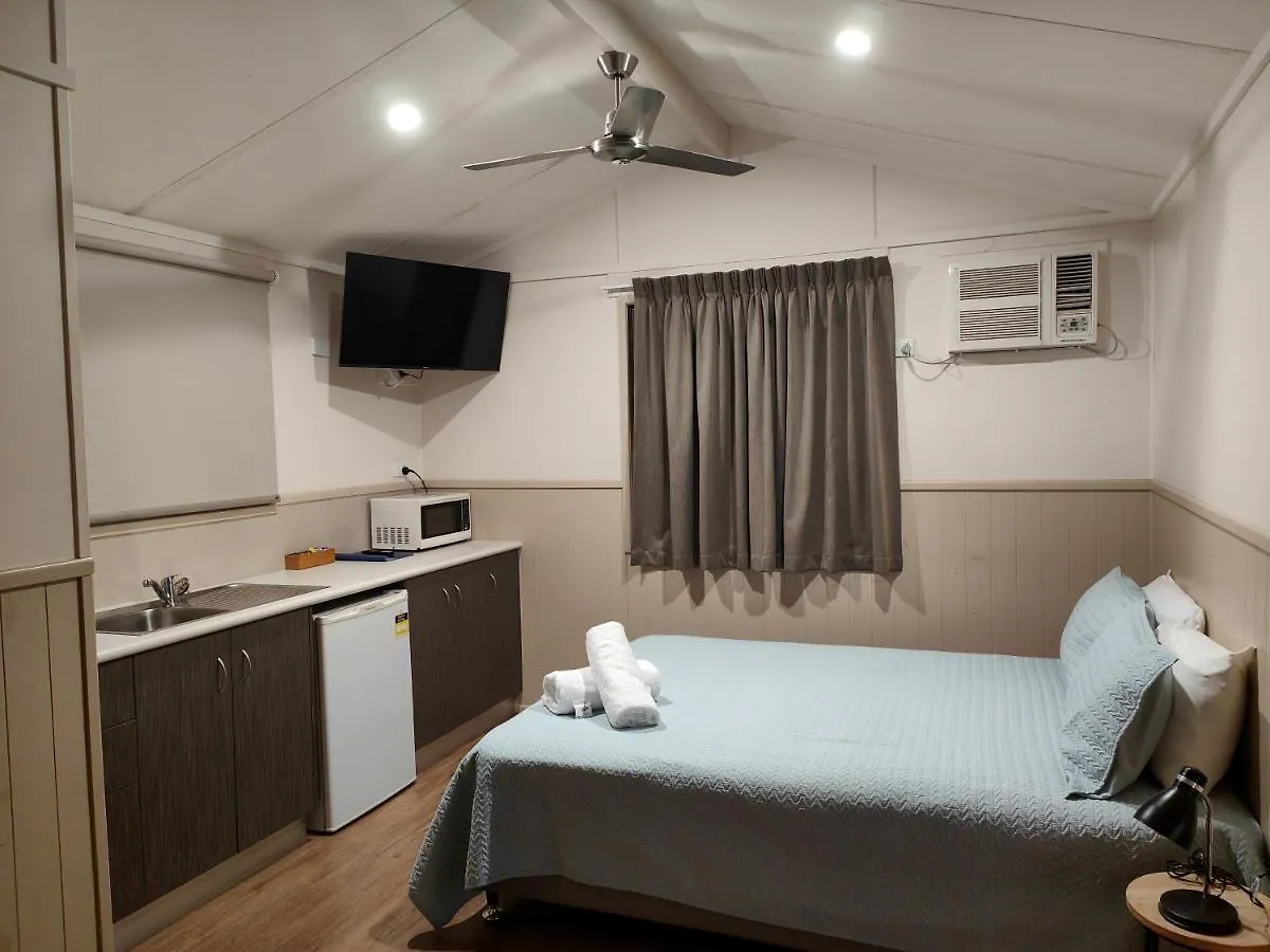 Carmila Caravan Park & Cabins