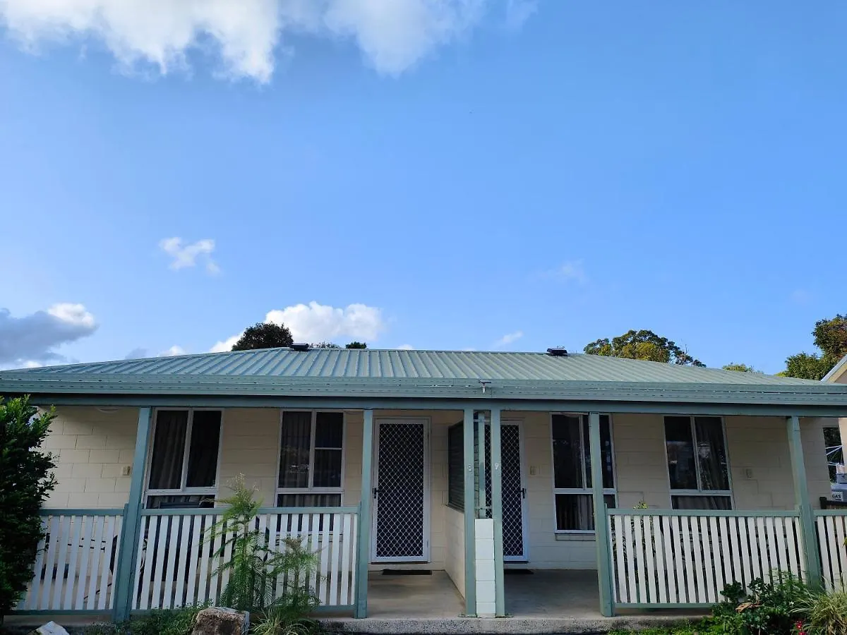 Carmila Caravan Park & Cabins 0*,  Australia
